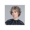 Perruque courte monofilament, un Look moderne 