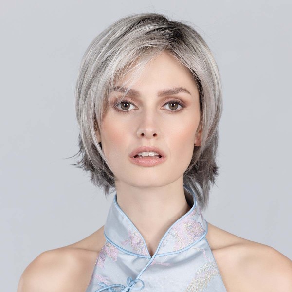 Perruque Easy Mono Part – Élégance naturelle et confort discret