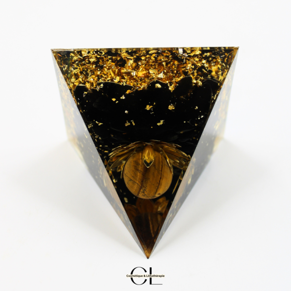 Orgonite pyramide Oeil de Tigre et Obsidienne Noire Lotus Lithothérapie