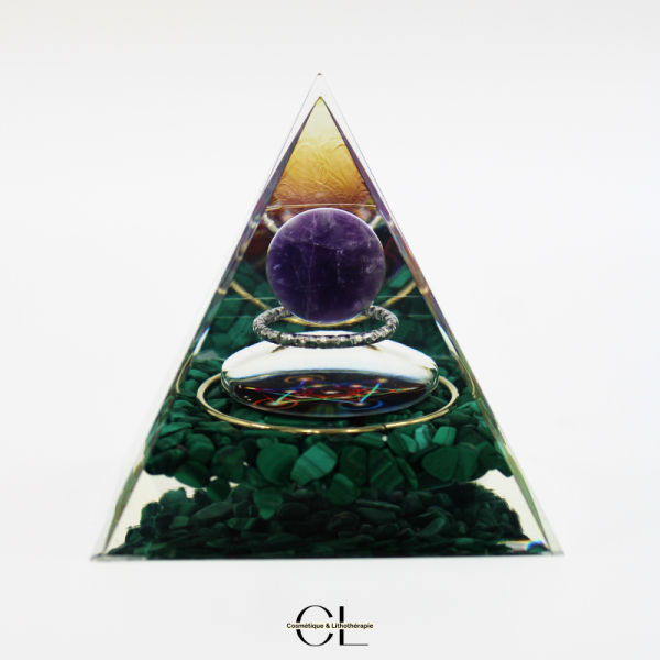 Orgonite pyramide Amethyste & Malachite Métatron